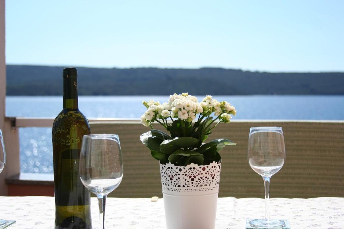 Apartment Beautiful Sea View